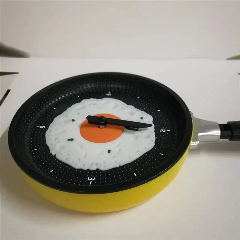 Omelette Pot-Shaped Wall Clock
