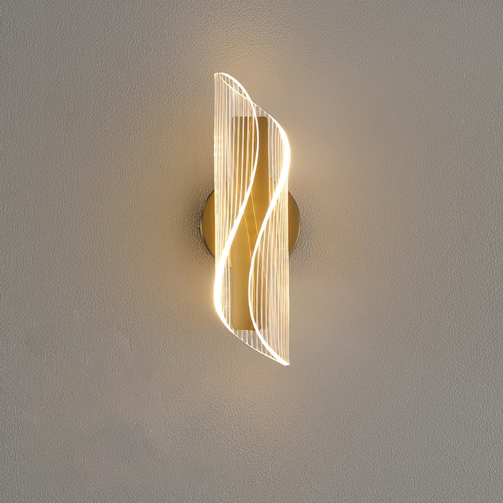 CrystalAura – Sparkling Crystal Wall Light for Glamorous Touch
