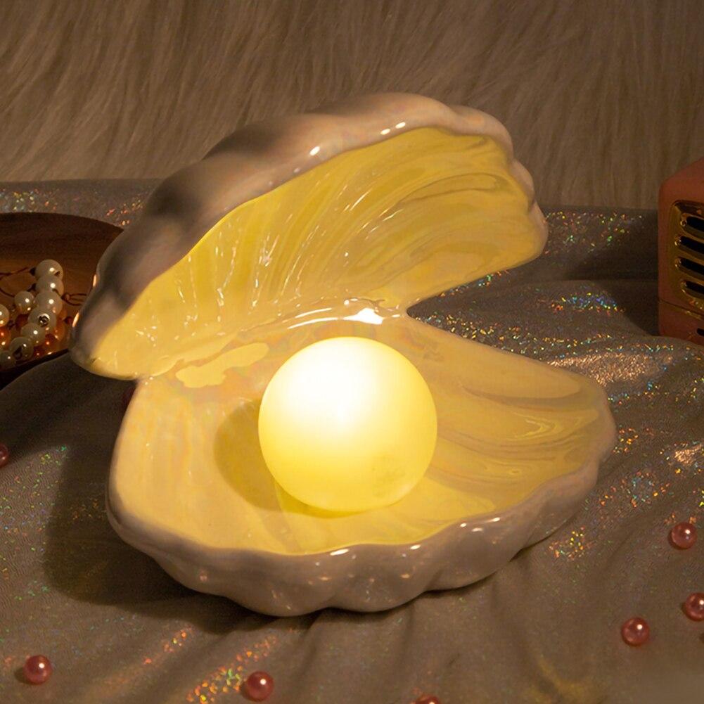 ShellGlow Lamp – Elegant Shell Lighting with Pearl