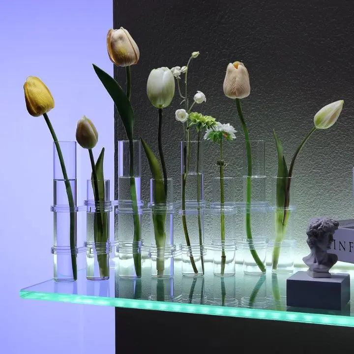 Hinged-Flower Vase – Flexible and stylish home decoration