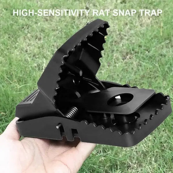 Highly sensitive mouse trap with strong spring