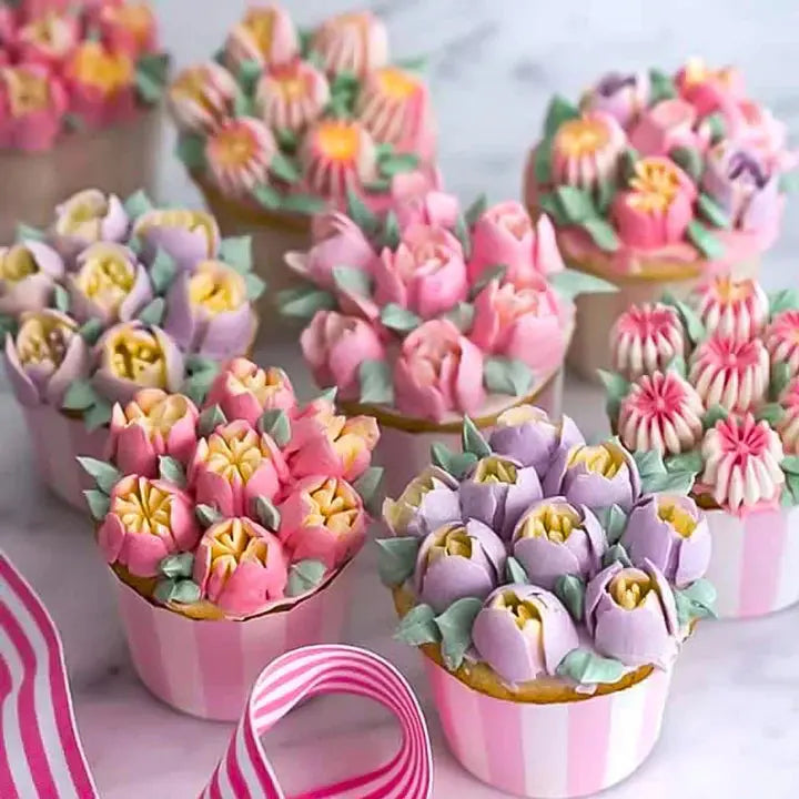 High-Quality Cake Decoration Set With 12 Tulip Nozzles For Elegant Baking Art