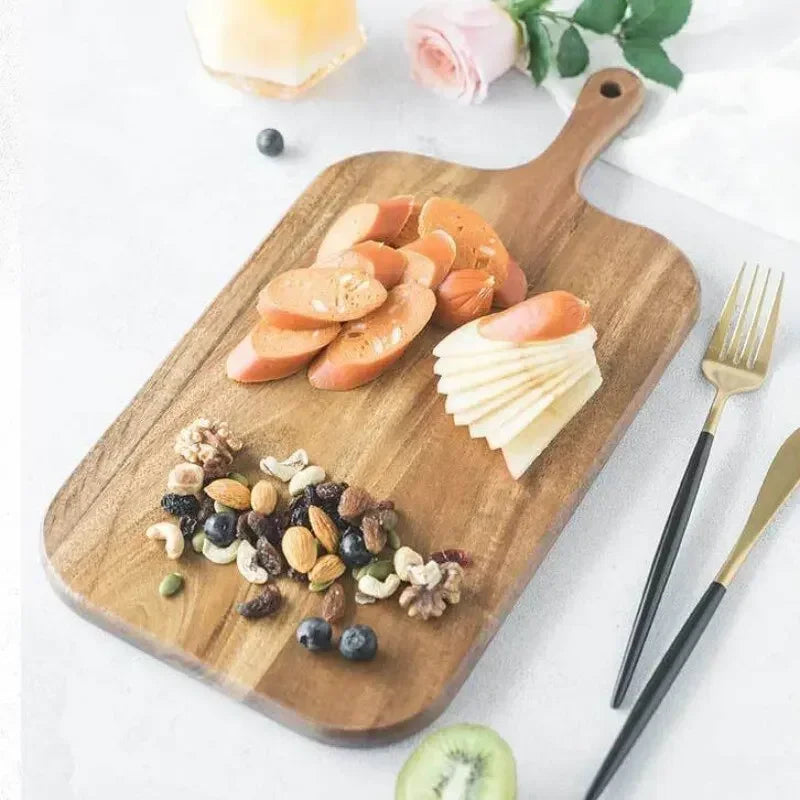 Wooden cutting board with handle | Ergonomic kitchen board