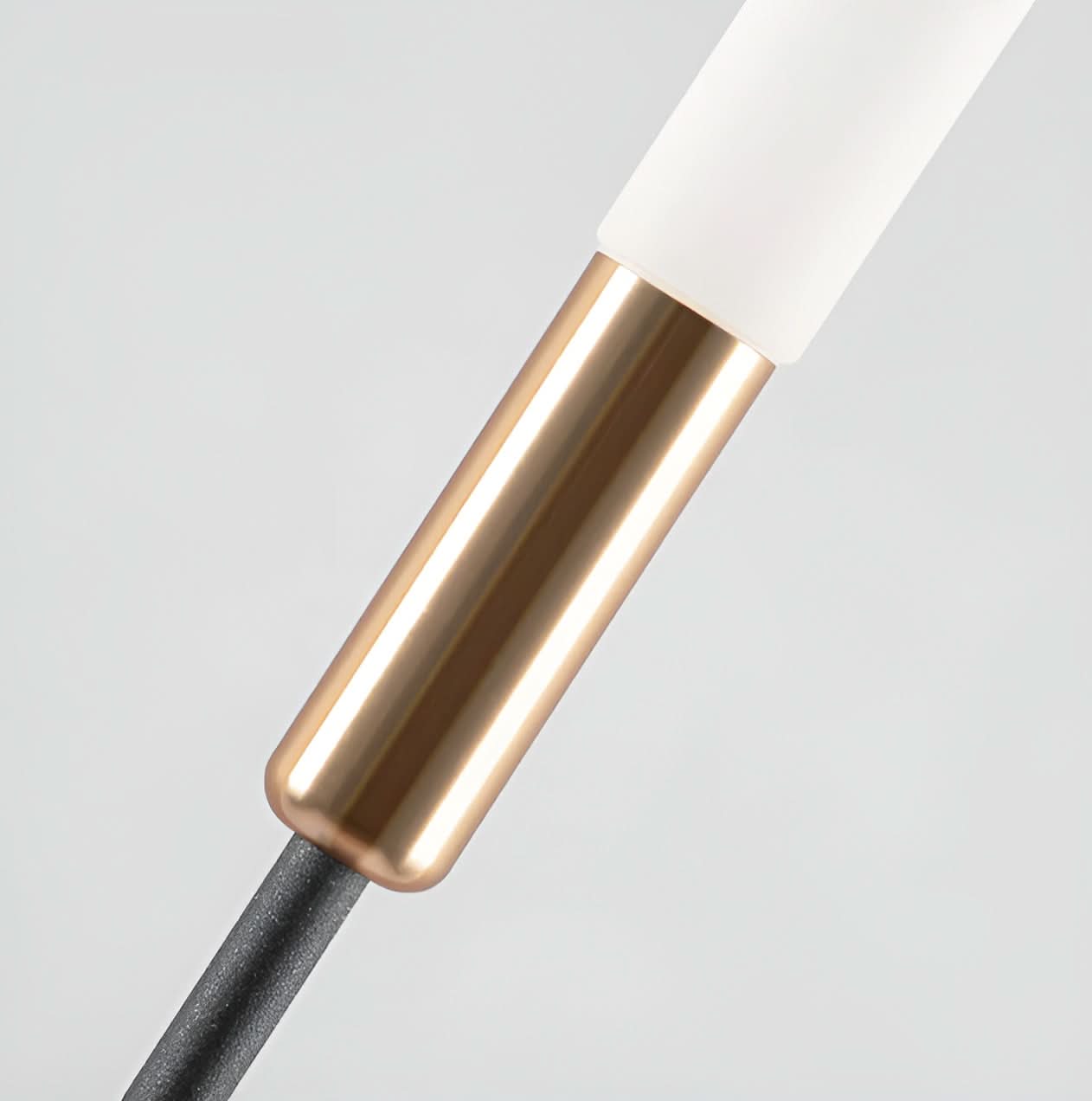 Garduru Modern Solar Outdoor LED Lamps – Weather-Resistant Lighting