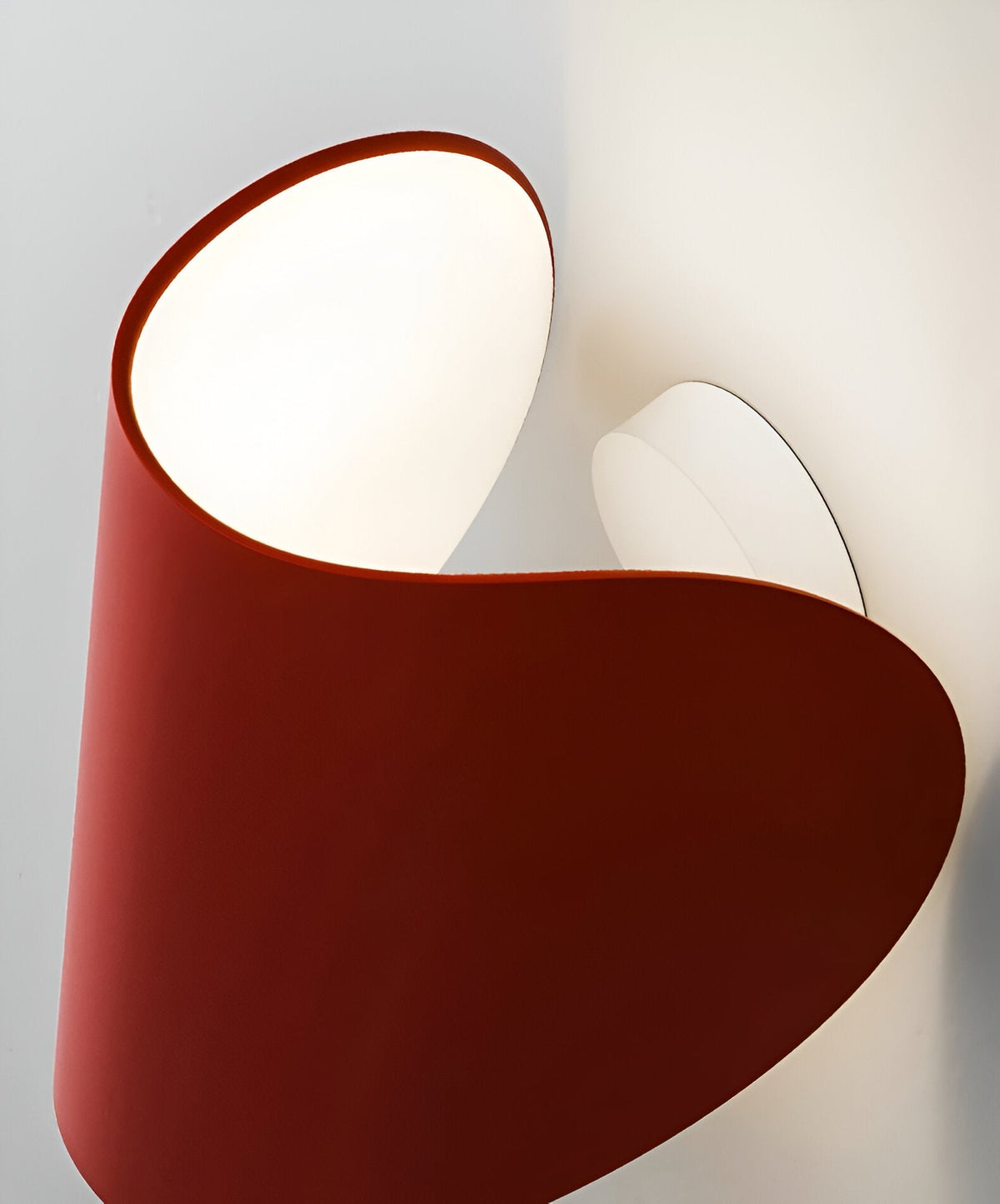 Twist Wall Lamp - Rotatable Metal Wall Light - Curve Wall Sconce