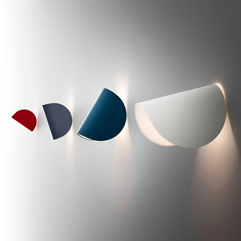 Twist Wall Lamp - Rotatable Metal Wall Light - Curve Wall Sconce