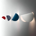 Swivel Metal Wall Lamp with Curved Design, Ideal for Any Room