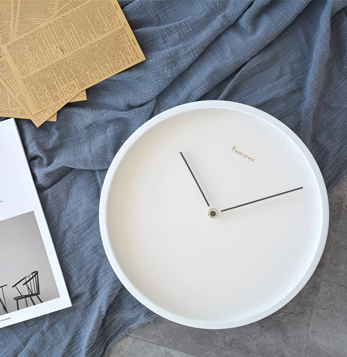Circ O'Clock – Modern Wall Clock Black with Silent Movement
