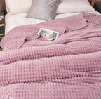 EliteWave Plaid - Ultrafluffy structured coral fleece blanket