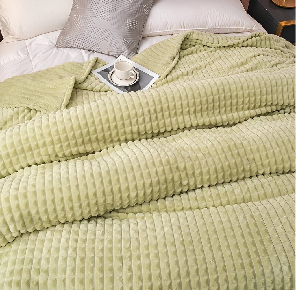 EliteWave Plaid - Ultrafluffy structured coral fleece blanket