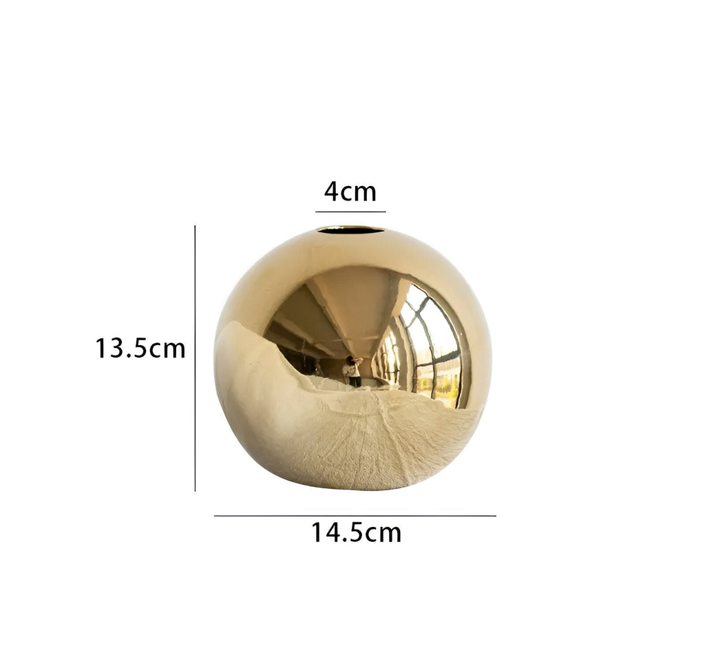 Ceramic vase Aurelia Gold | Round shape with gloss finish | Timelessly elegant & versatile | For flowers & decor