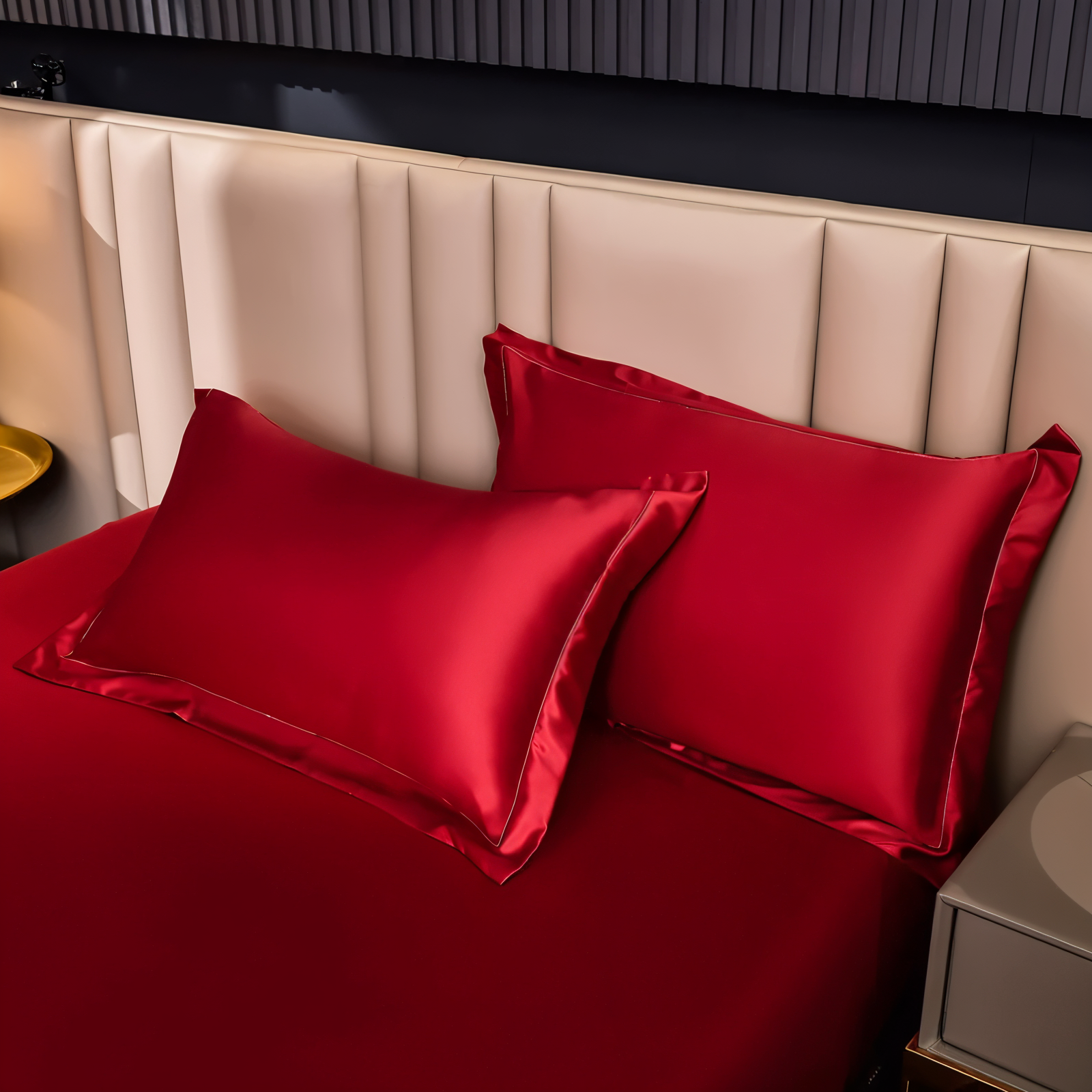 Breathable Satin Duvet Cover with Shiny Finish