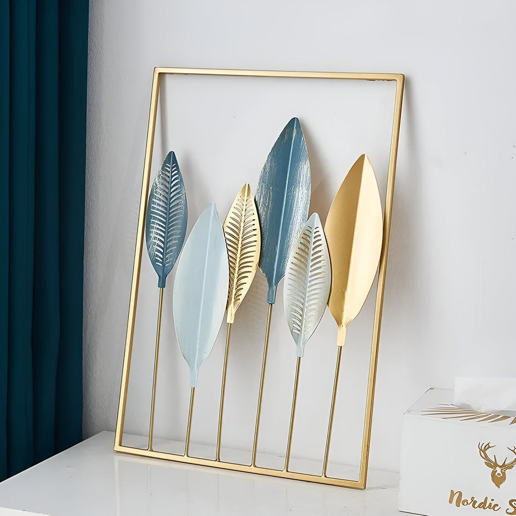 Leafy Luxe – Nordic Wall Decor made of Metal in Leaf Design
