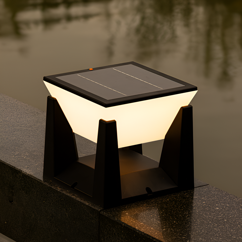 Black Square Solar Lamp for the Garden
