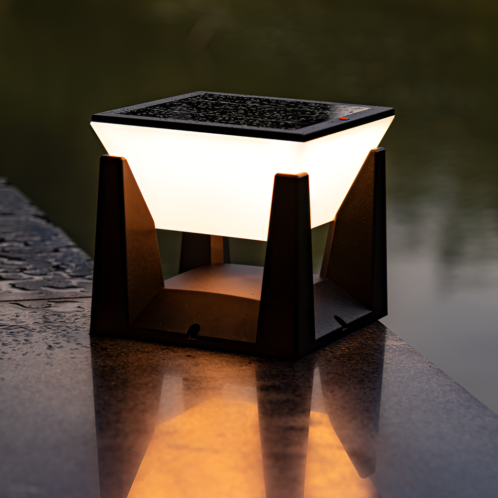 Black Square Solar Lamp for the Garden