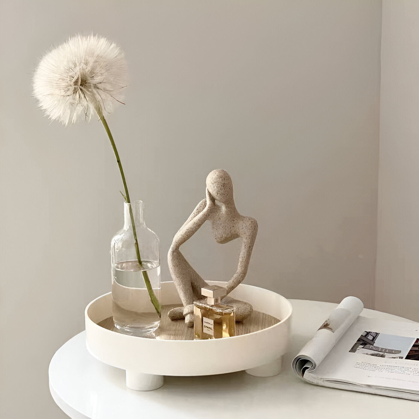 Elegant Round Serving Tray made of Ceramic and Wood