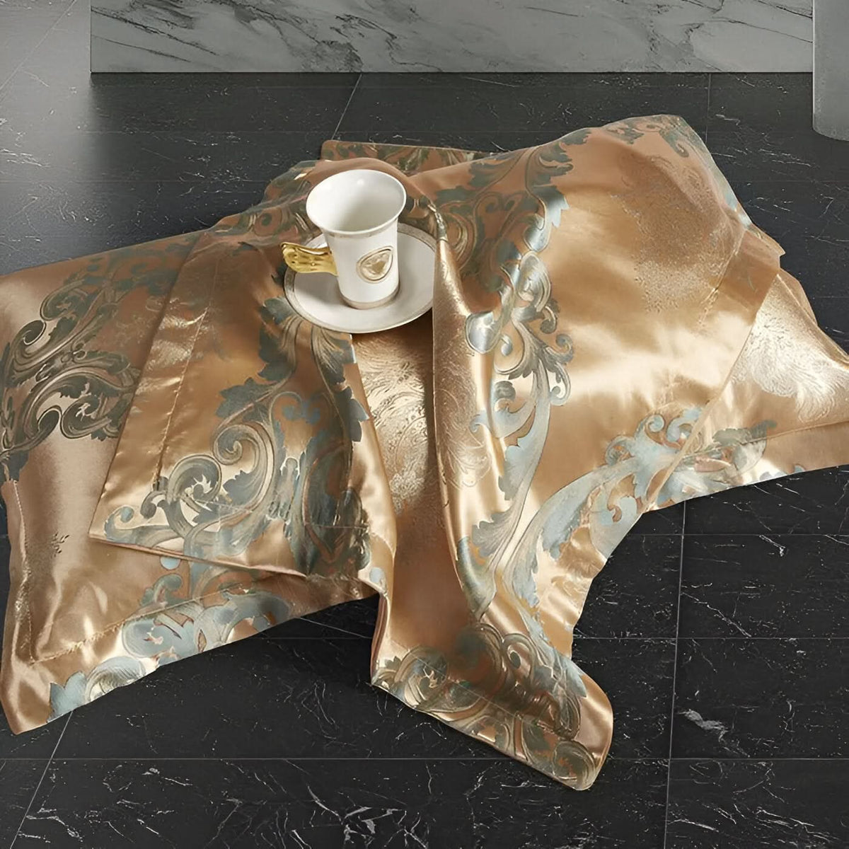 SILKLOFT – Elegant Satin Jacquard Bed Linen Set