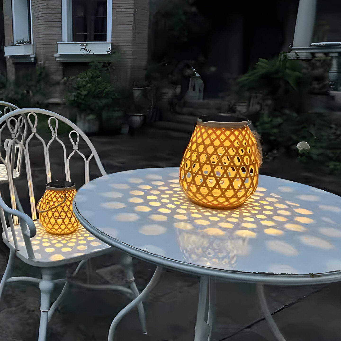 Solar Garden Lamp with Braided Bamboo Look