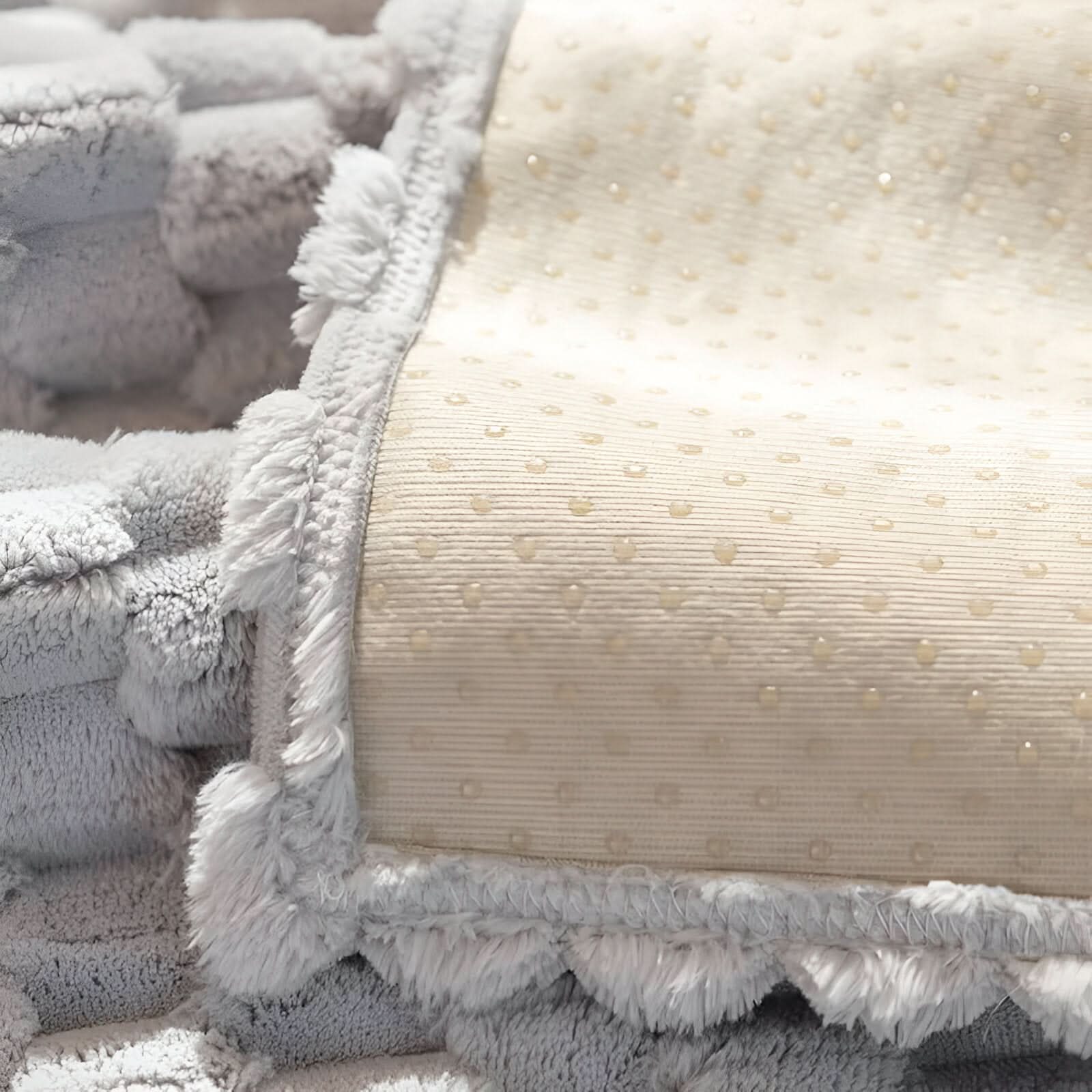 Honeycomb Sofa Cover – Non‑Slip Stain‑Resistant Couch Protector