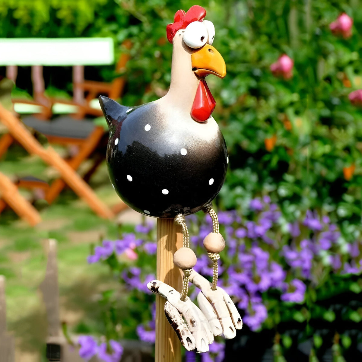 Large Eyes Chicken Statue - Weatherproof Resin Craft - Rooster Garden Statue