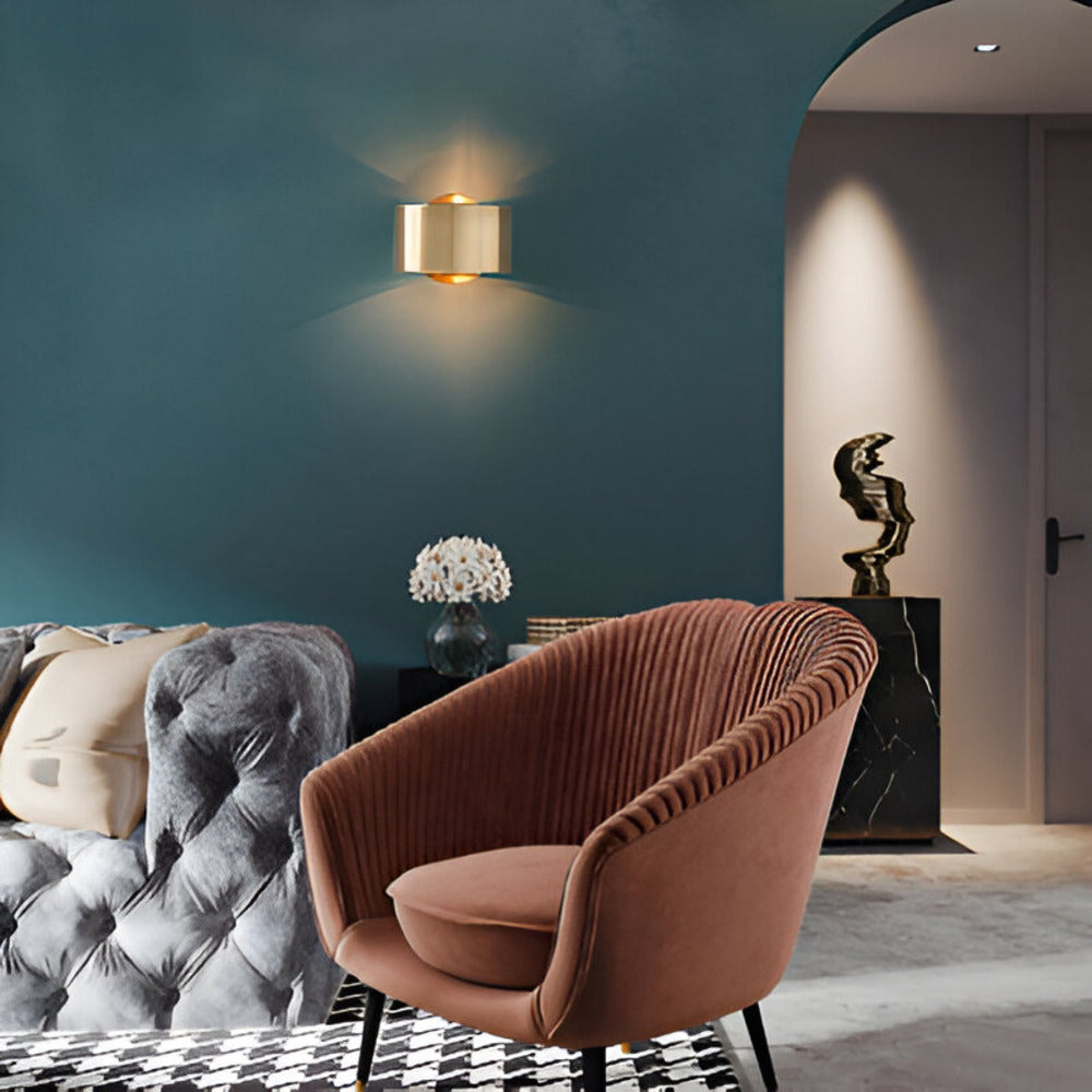Golden Minimalist Wall Lamp