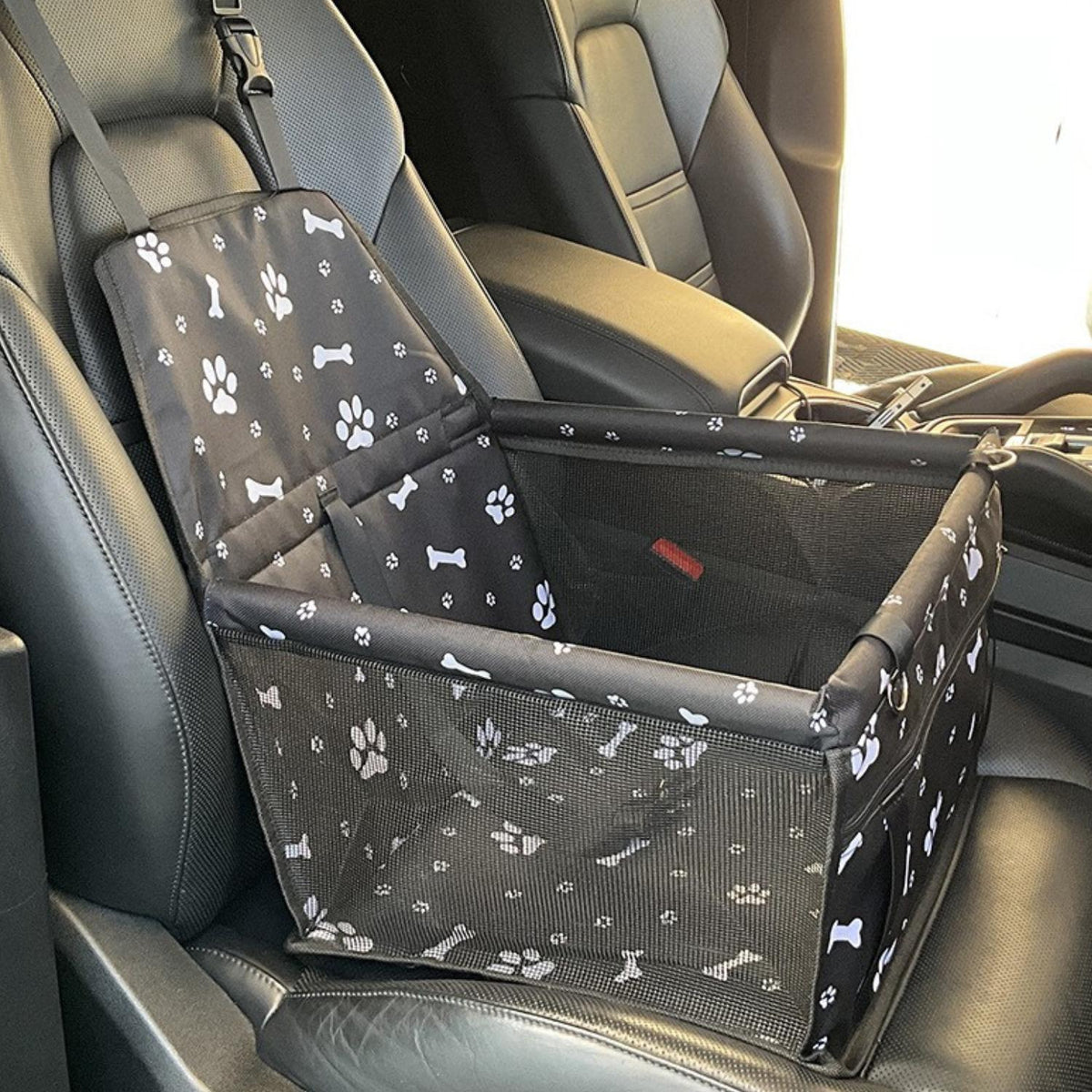 AutoPaw Elevated Dog Seat – Waterproof, Non-slip and Safe for On the Go