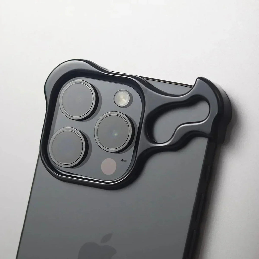 TitanShield Case - Stylish Protection for iPhone Edges