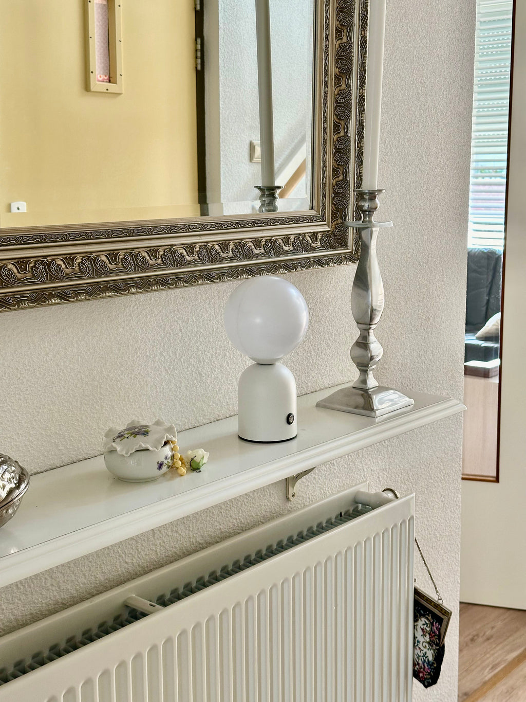 Serenity Light - Calming LED Table Lamp for Home