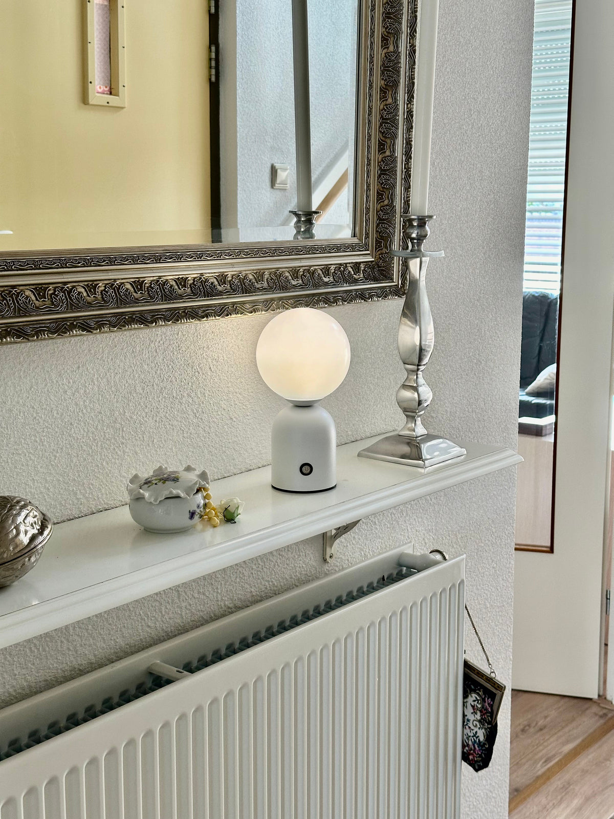 Serenity Light - Calming LED Table Lamp for Home