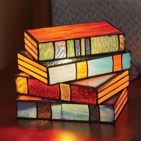 Enchanted Lights - Immerse yourself in the magic of reading