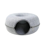 Cat tunnel bed made of wool felt – Play and retreat space
