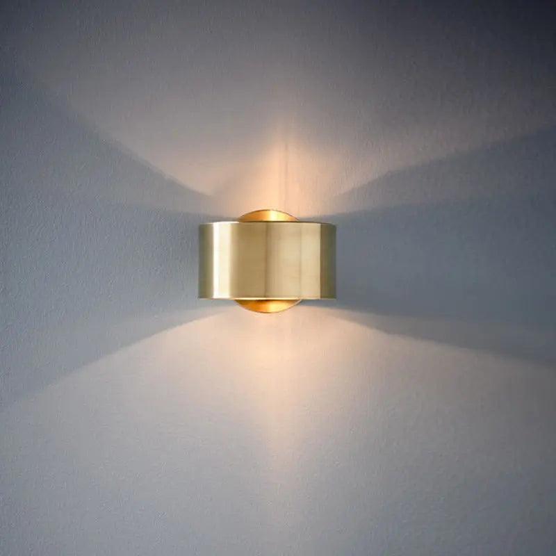 Wall lamp - LuxeShine - Modern & Chic room transformation