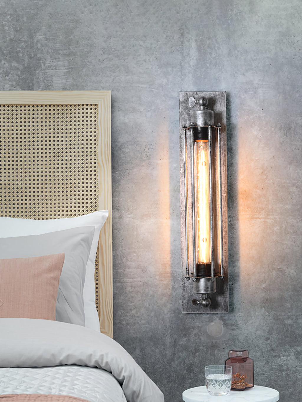 Strong Wall Lamp Loft Suitable for Every Interior