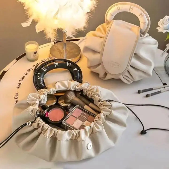 Compact Make-up Bag with Drawstring – Elegant Storage for Travel and Everyday