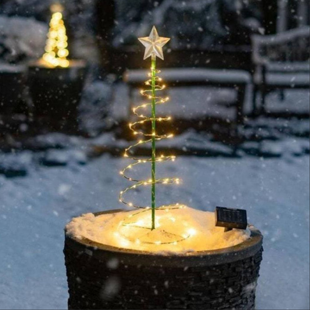 SolarGlow Christmas Tree – Wireless LED Outdoor Lighting powered by Solar Energy