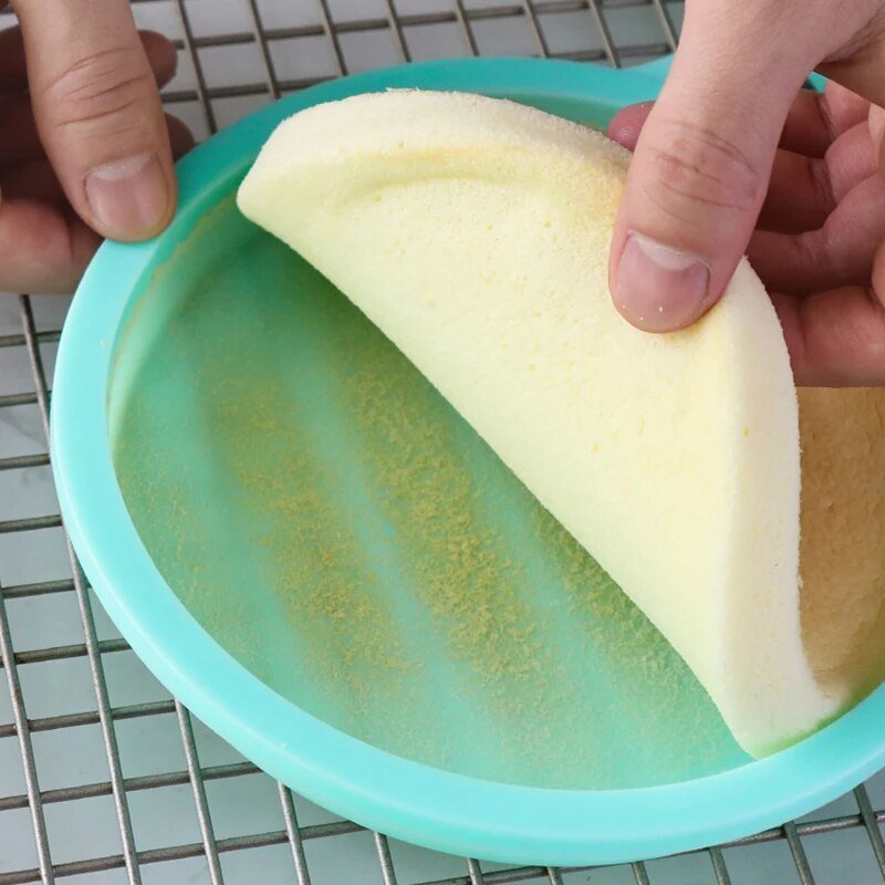 Flexi Bake - Magic of Silicones - Perfect Sizes - Easy Cakes!