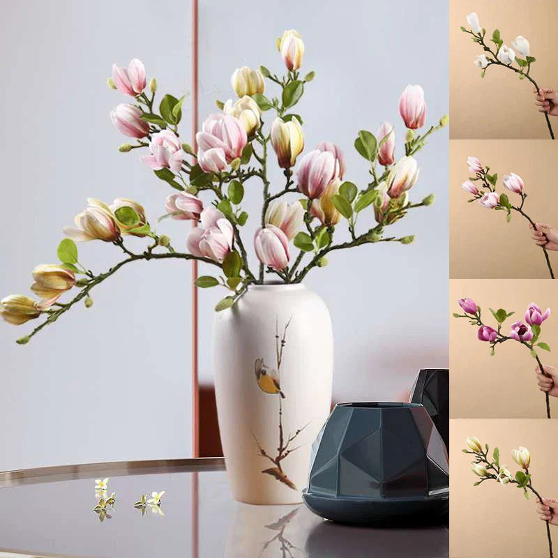 BlijftBloei – Atmospheric Art Branch with Realistic Magnolia Flowers