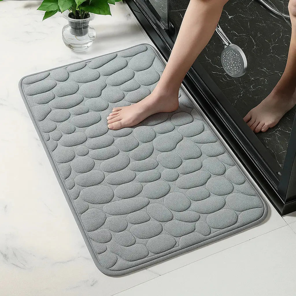 Cozy soft bath mat – quick water absorption & non-slip