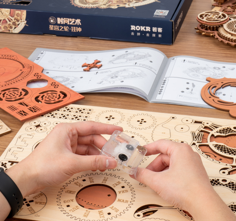Zodiac Wall Clock and Calendar