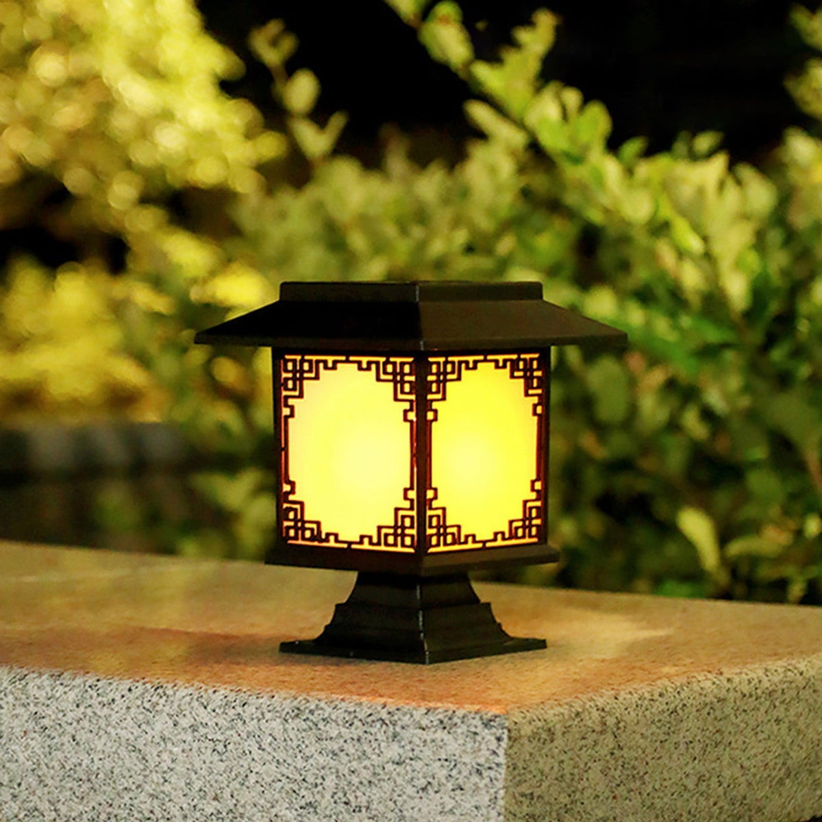 Solar LED Garden Lamp – Large Square Lamp with Warm Light and Dual Use