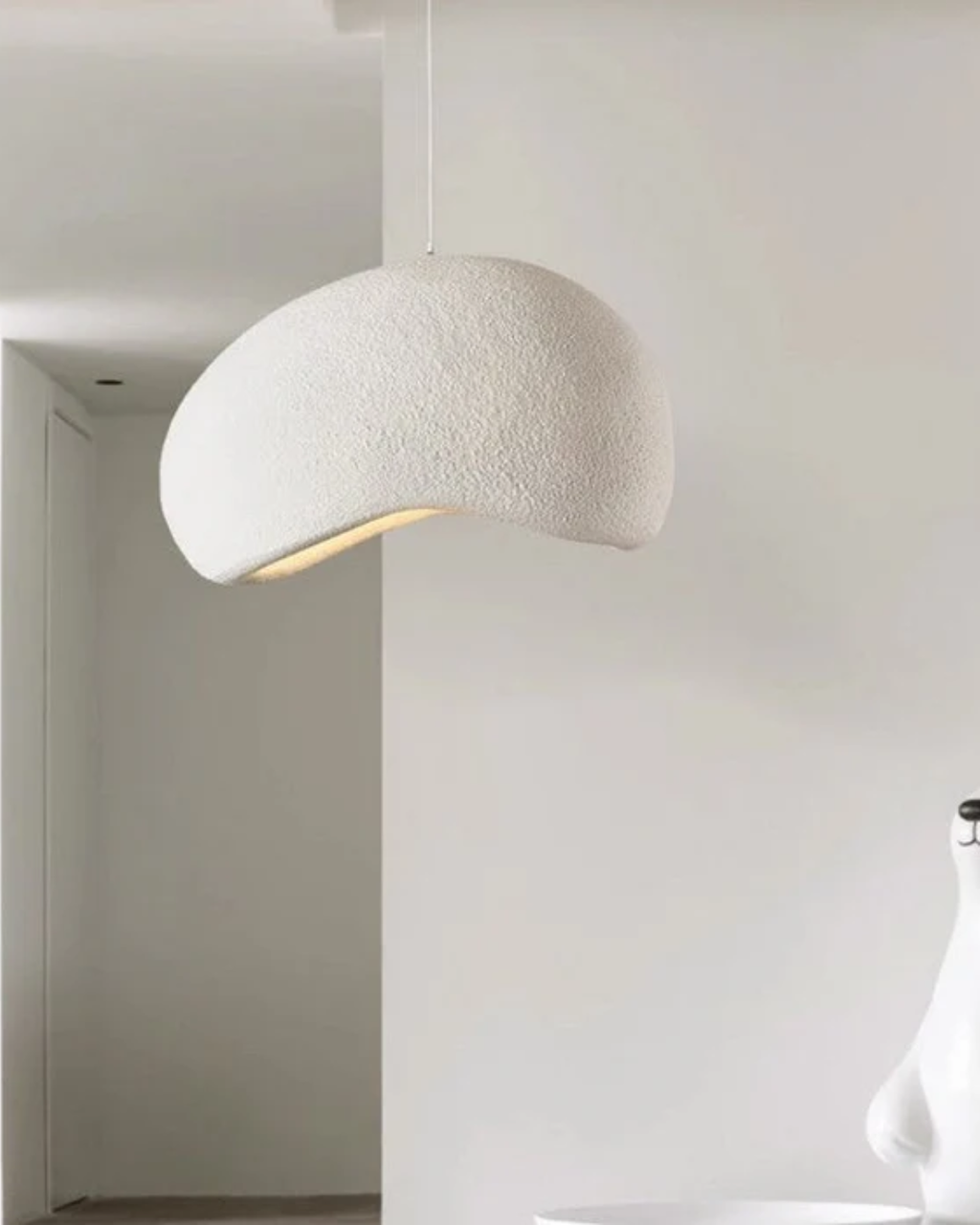 Stylish Light Decoration in a Shiny, Mood-Setting Finish
