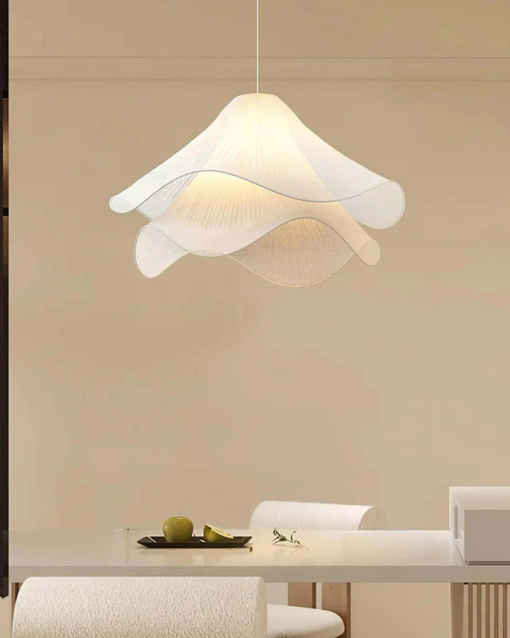 Ceiling Lamp with Floral Pattern and Elegant Finish