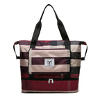Checked travel bag with large capacity