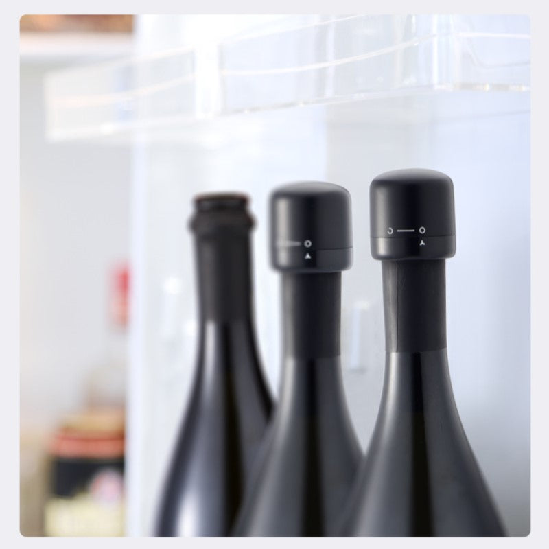 Reusable leak-proof silicone sealing cap for champagne and wine bottles
