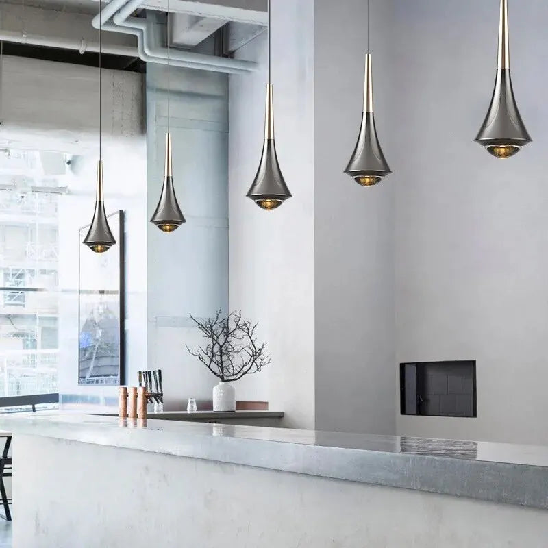 Modern silver-plated pendant light – Stylish lighting for dining room or kitchen