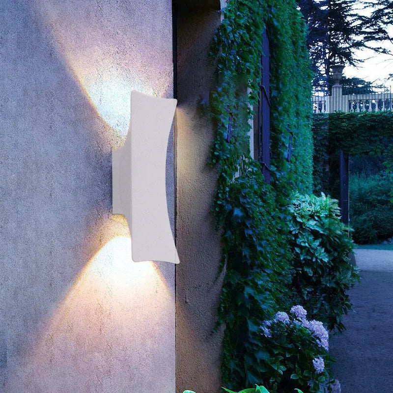 LED Garden Lamp in Modern Style