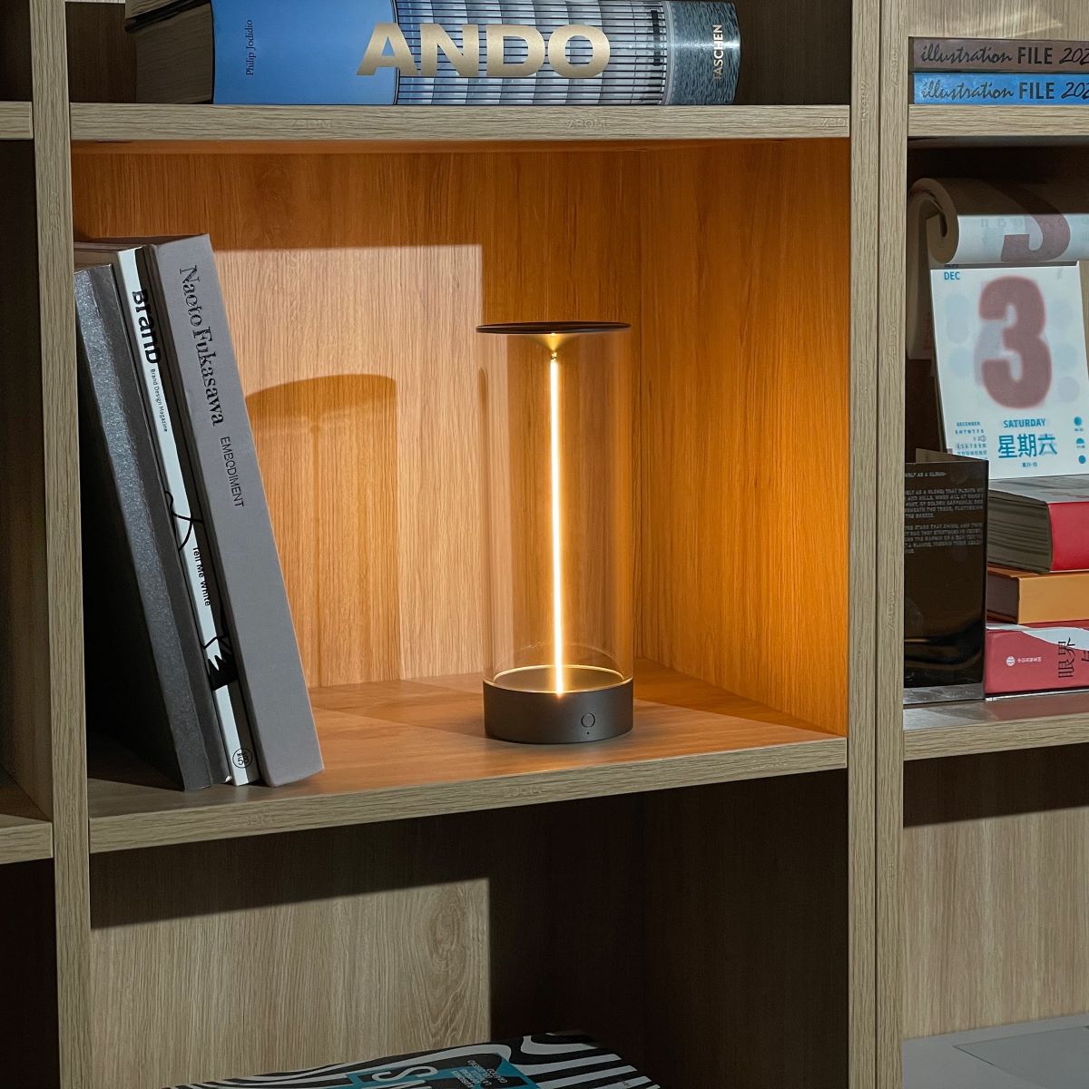 GlowBright | Portable LED Lamp with Wireless Design
