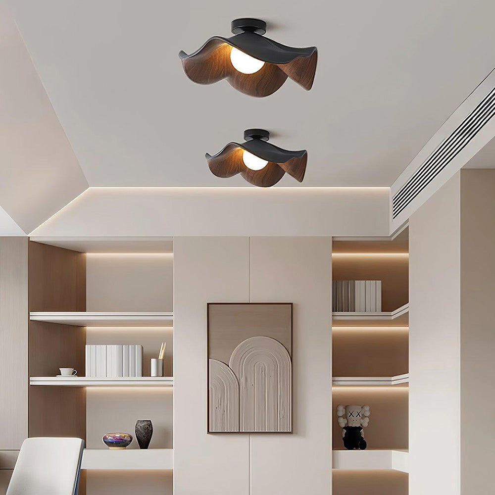 Elegant Wooden Ceiling Lamp with Scandinavian Inspiration
