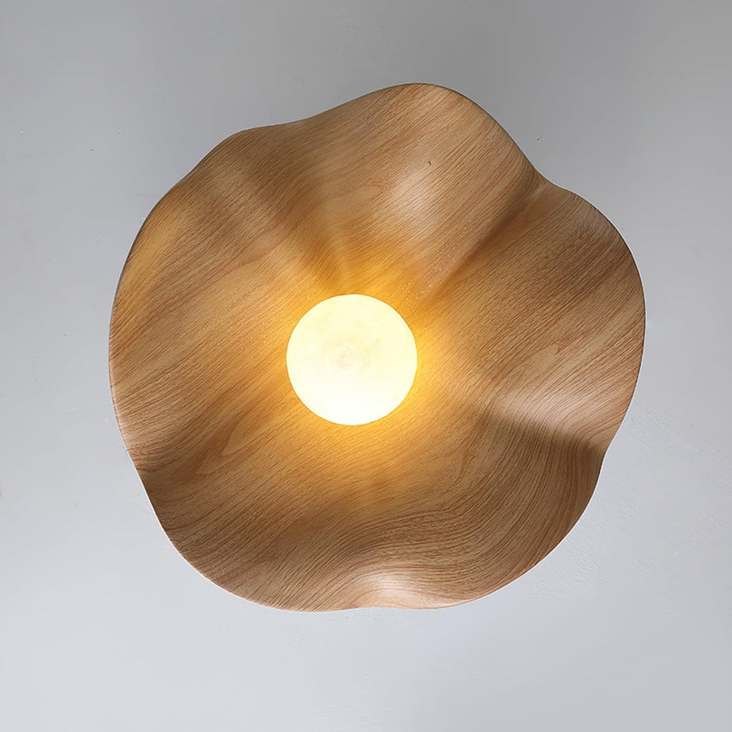 Elegant Wooden Ceiling Lamp with Scandinavian Inspiration