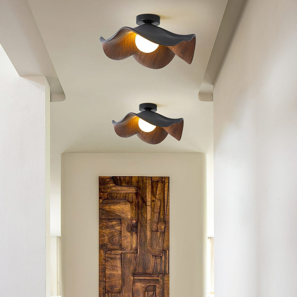 Elegant Wooden Ceiling Lamp with Scandinavian Inspiration